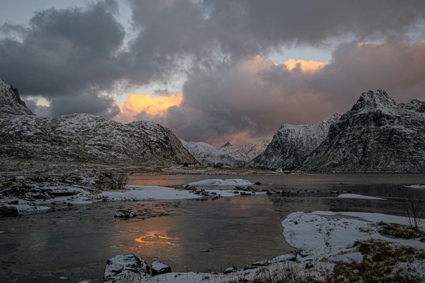 Où pratiquer le snorkeling au milieu des raies manta à Hawaii ?